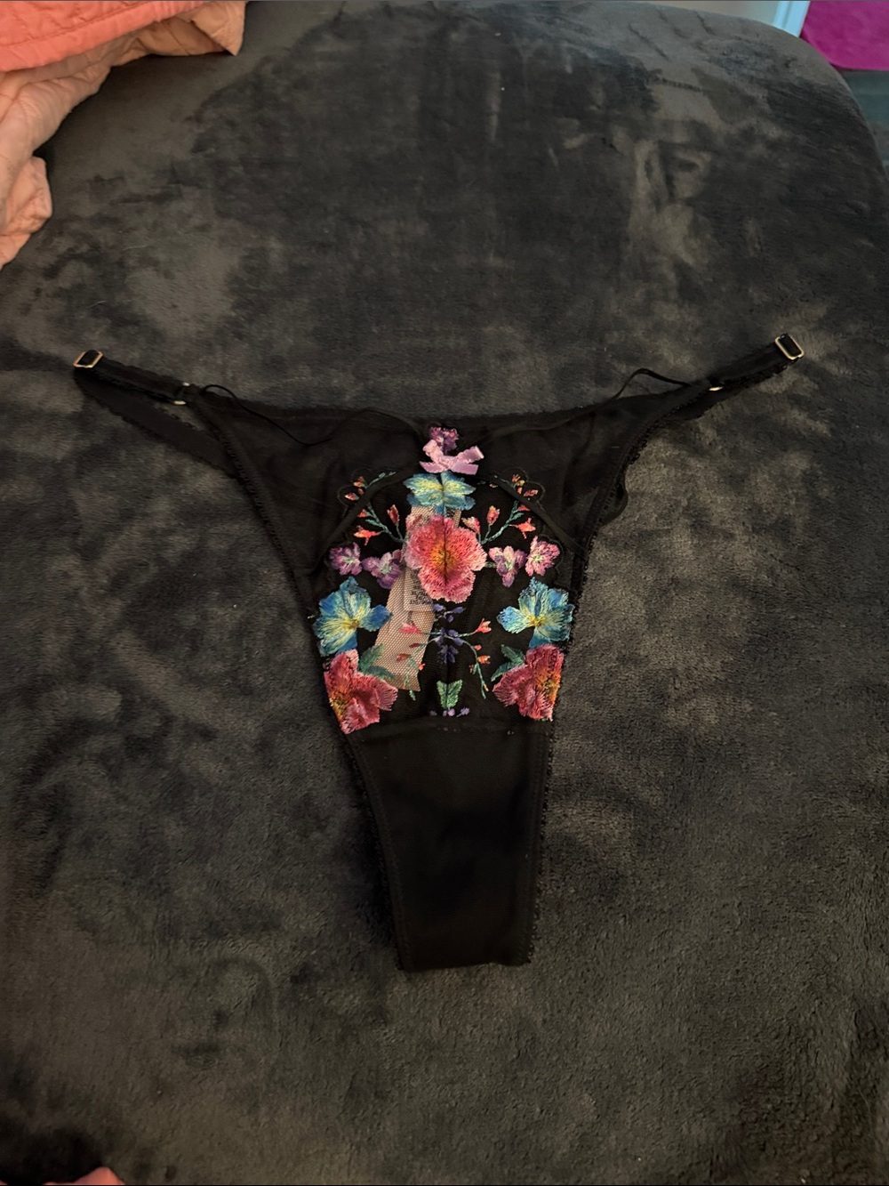 Victoria's Secret Black Floral Embroidered Thong Sz: XL